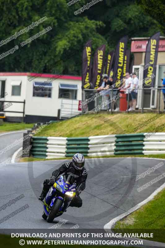 cadwell no limits trackday;cadwell park;cadwell park photographs;cadwell trackday photographs;enduro digital images;event digital images;eventdigitalimages;no limits trackdays;peter wileman photography;racing digital images;trackday digital images;trackday photos